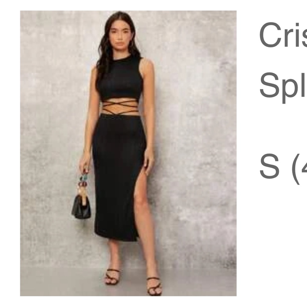🩷 3 for $25 Criss cross tie back crop tank top & spilt thigh skirt set